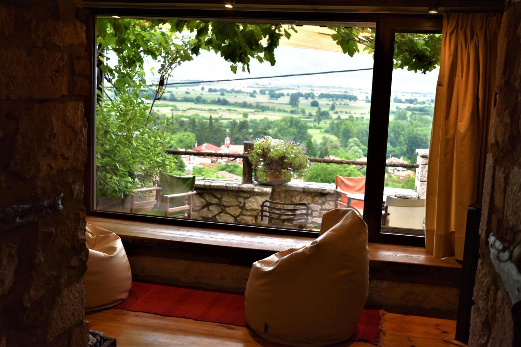 Μικρή Πέτρινη Μεζονέτα 2 Villa Lílaia Dış mekan fotoğraf